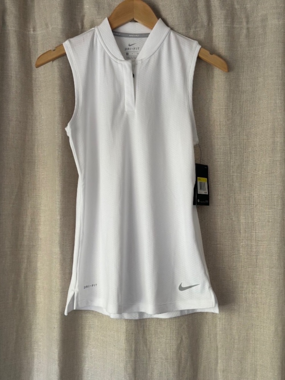 Nike White Women’s Dri-FIT Sleeveless Zip-Front Golf Tank